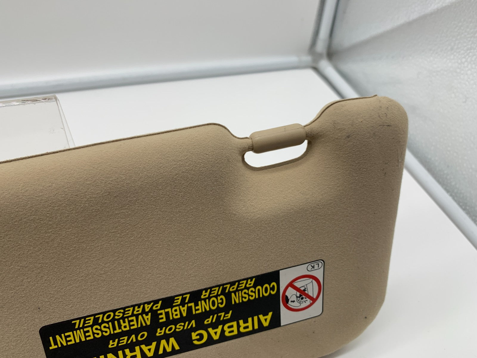 2007-2009 Lexus ES350 Passenger Sun Visor Beige Illuminated OEM A04B31009