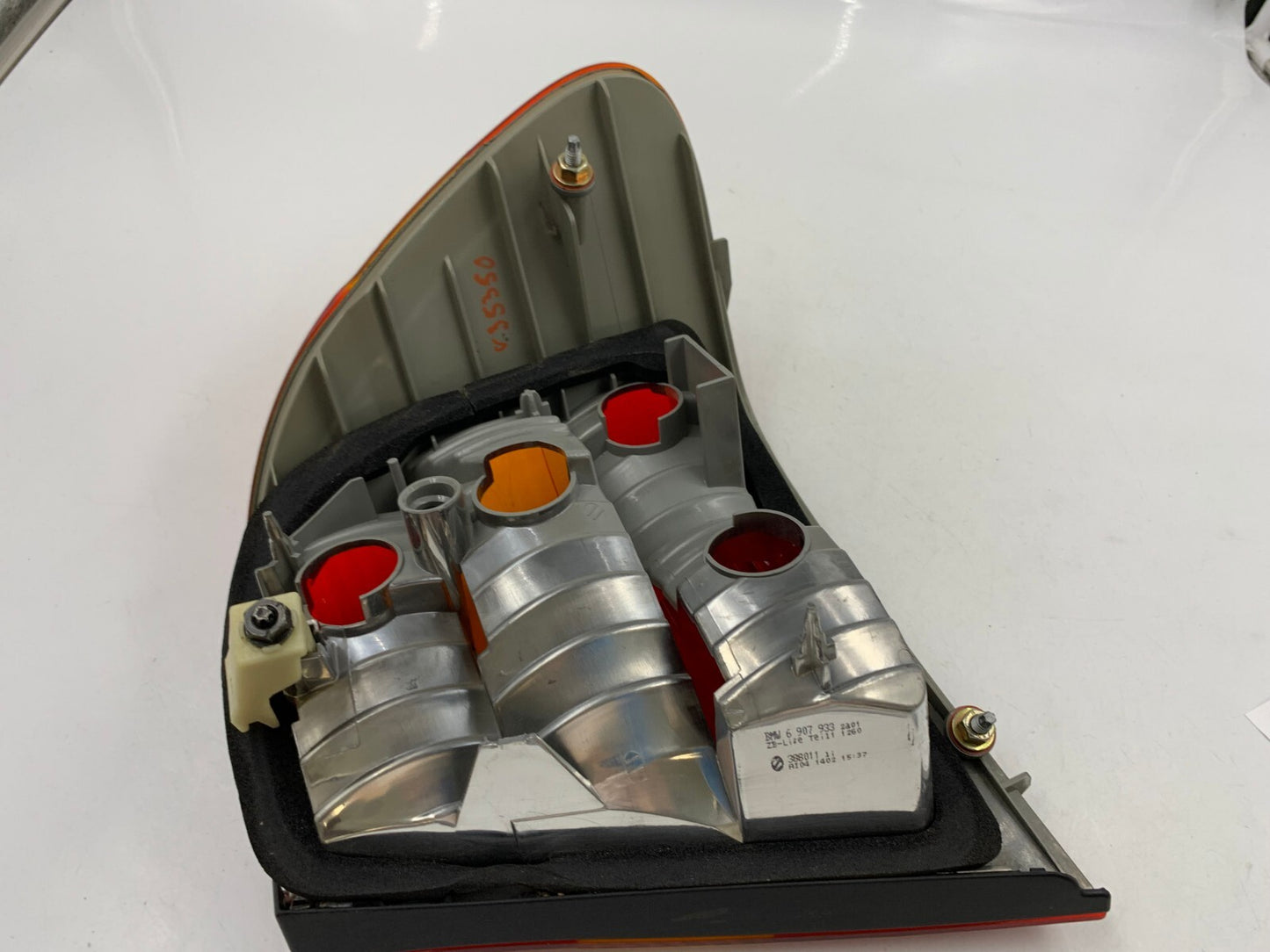 2004-2006 BMW 350i Coupe Driver Side Taillight Tail Light OEM B04B10027