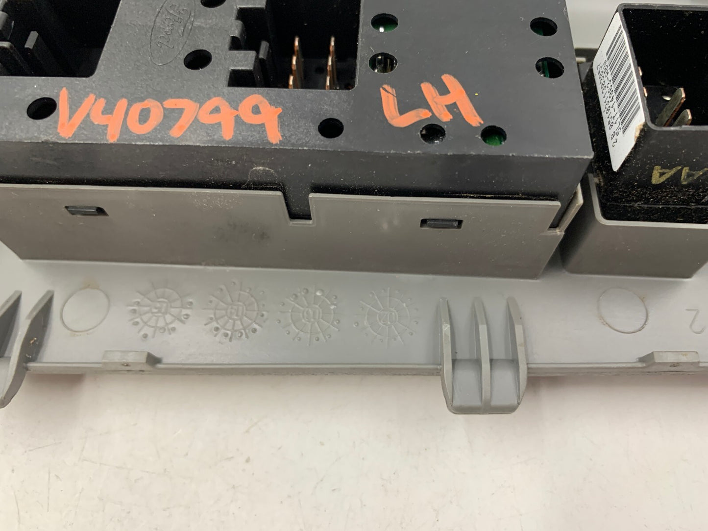 2003-2008 Ford F-150 Master Power Window Switch OEM D04B01025