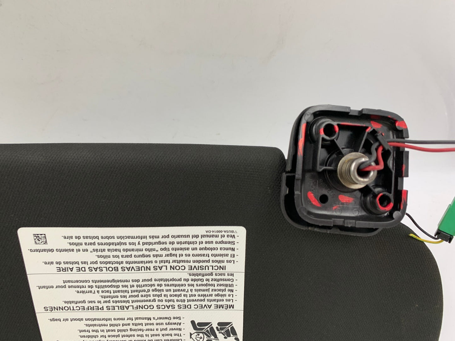 2013-2019 Ford Taurus Driver Sun Visor Sunvisor Black Illuminated OEM A04B10005