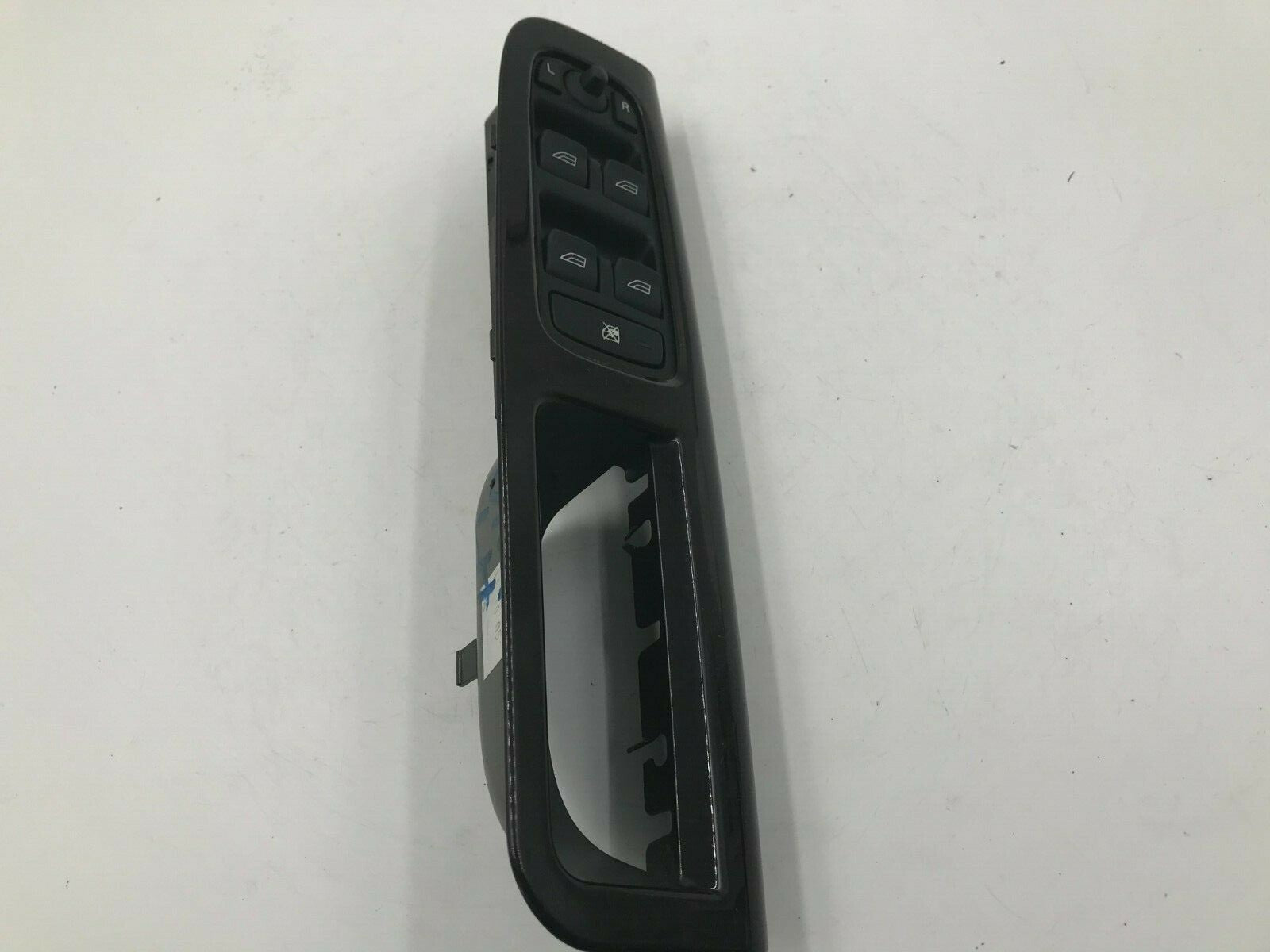 2004-2006 Volvo 40 Series Master Power Window Switch OEM D02B36013