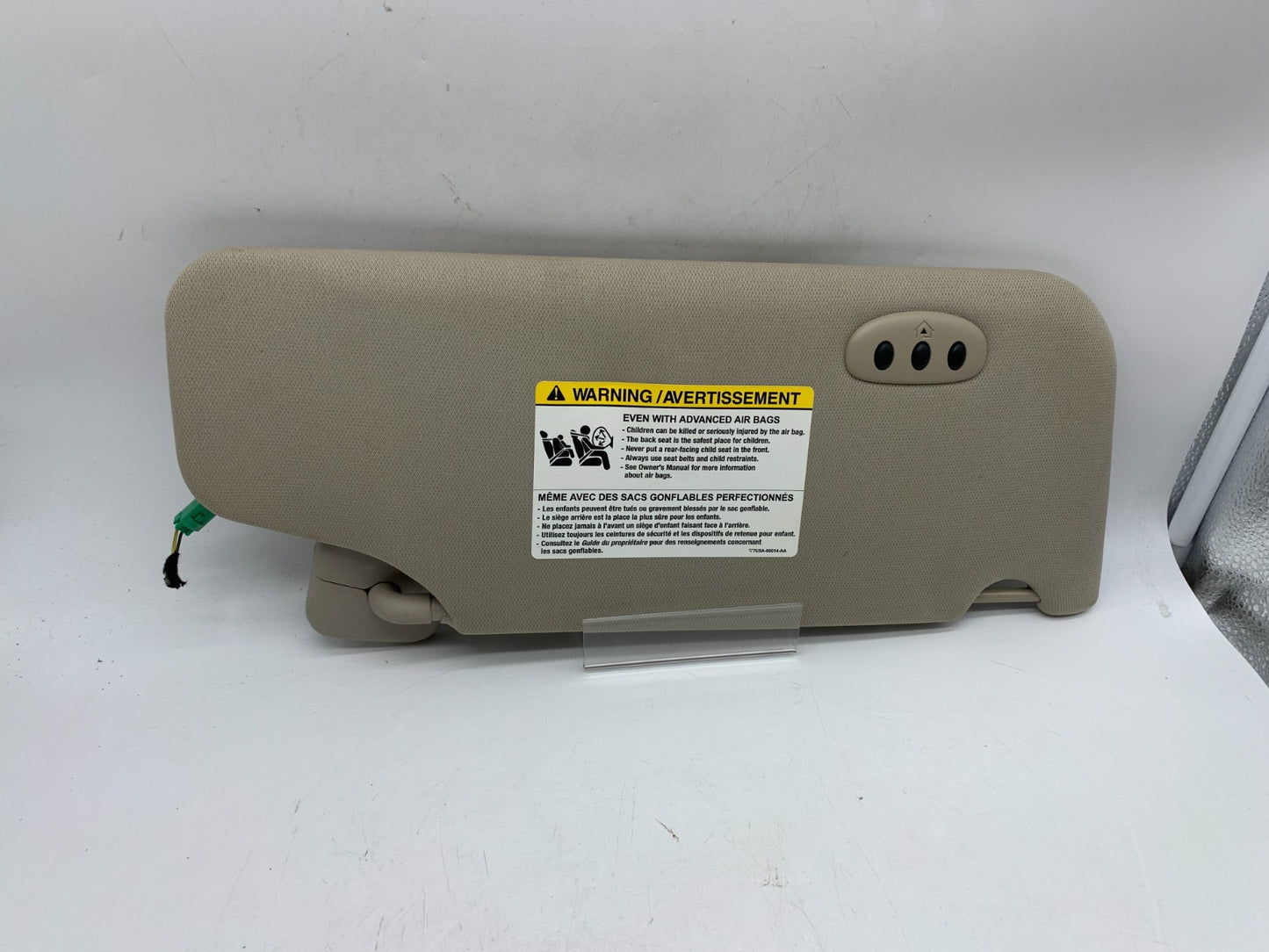 2010-2011 Ford Taurus Driver Sun Visor Gray Illuminated OEM D02B43010