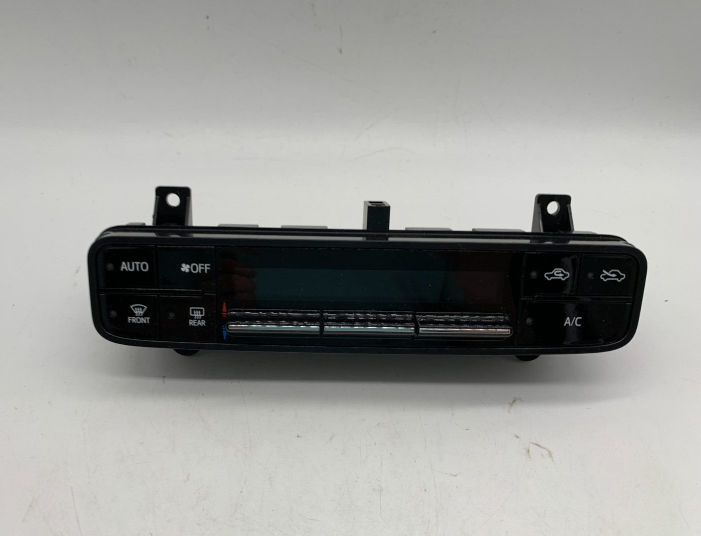 2017-2019 Toyota Corolla Sedan Climate Control AC Heater Unit OEM A04B43004