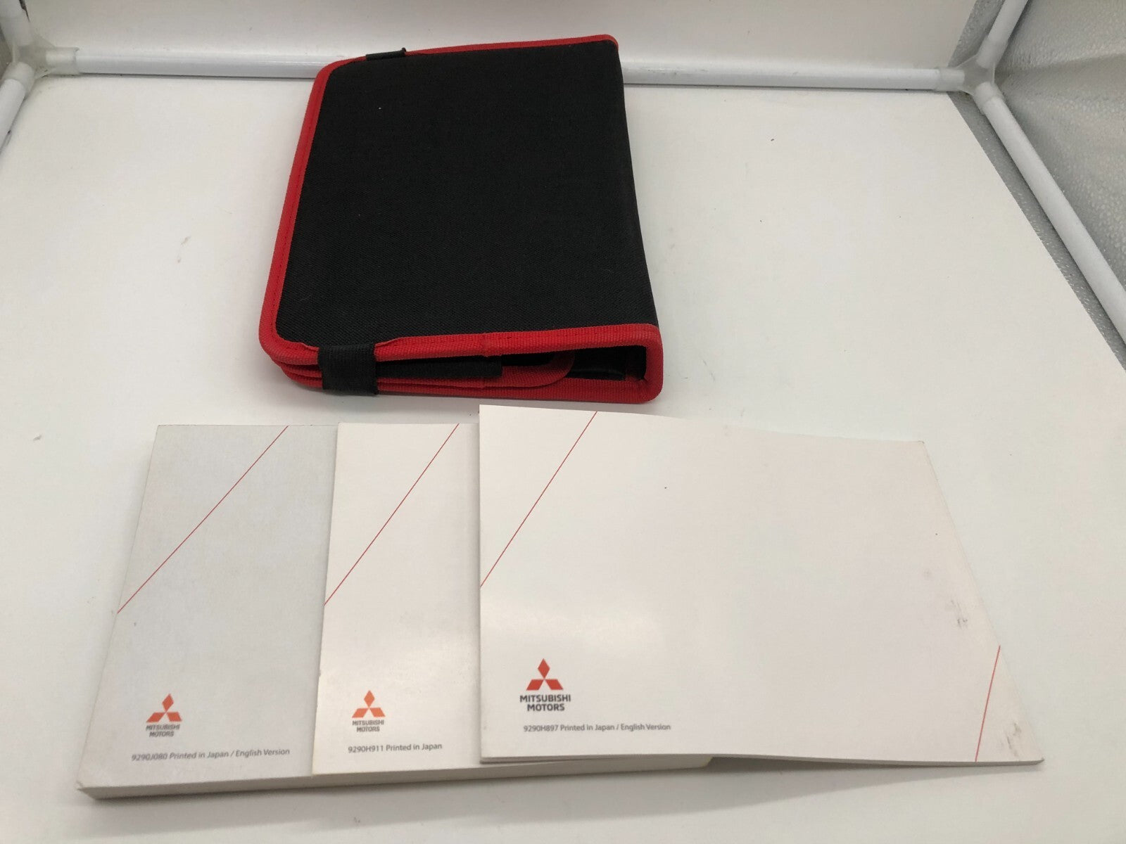 2018 Mitsubishi Eclipse Cross Owners Manual Set with Case OEM R01B34012