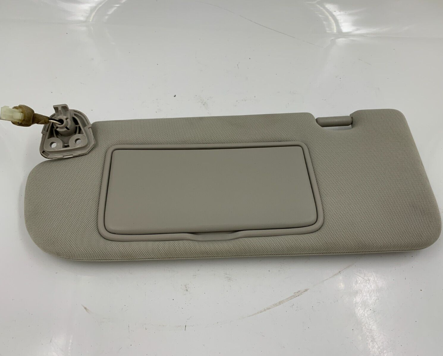 2005-2006 Lexus ES330 Driver Sun Visor Gray Illumination OEM D03B54034