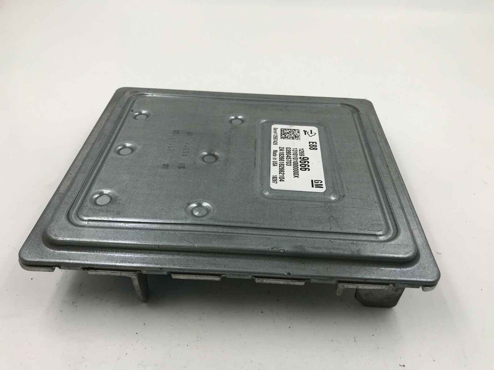 2018-2019 Chevrolet Malibu Engine Control Module Unit OEM B04B11042