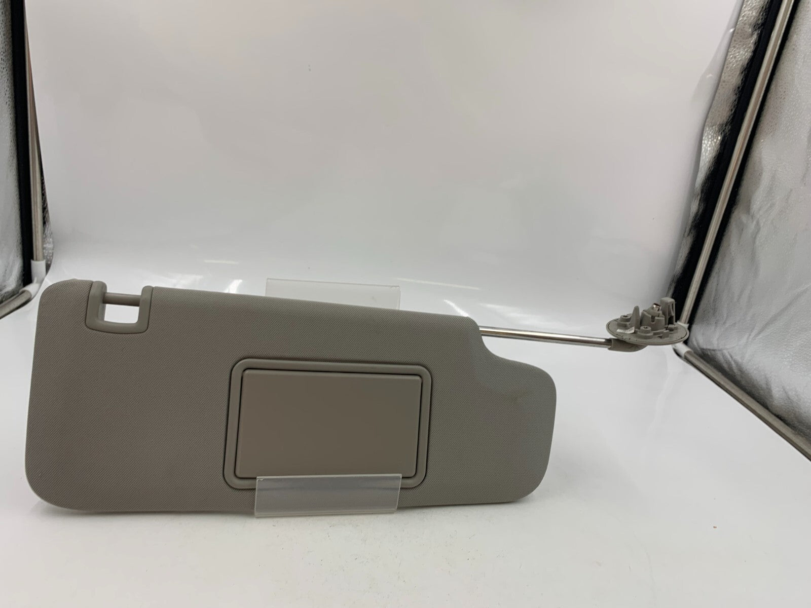 2008-2012 Chevrolet Malibu Passenger Sun Visor Gray OEM D02B02053