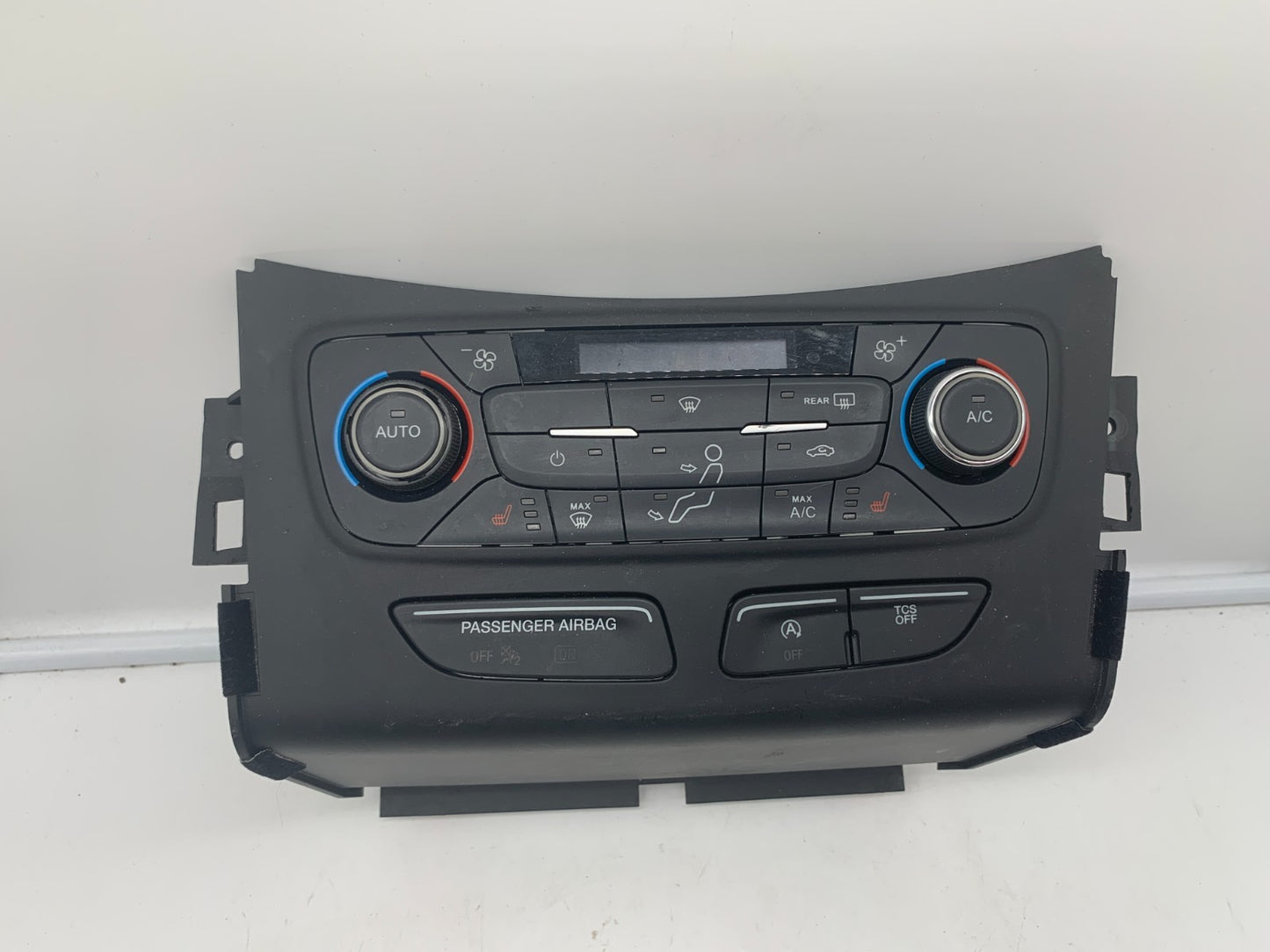 2017 Ford Escape AC Heater Climate Control Unit OEM A01B50040