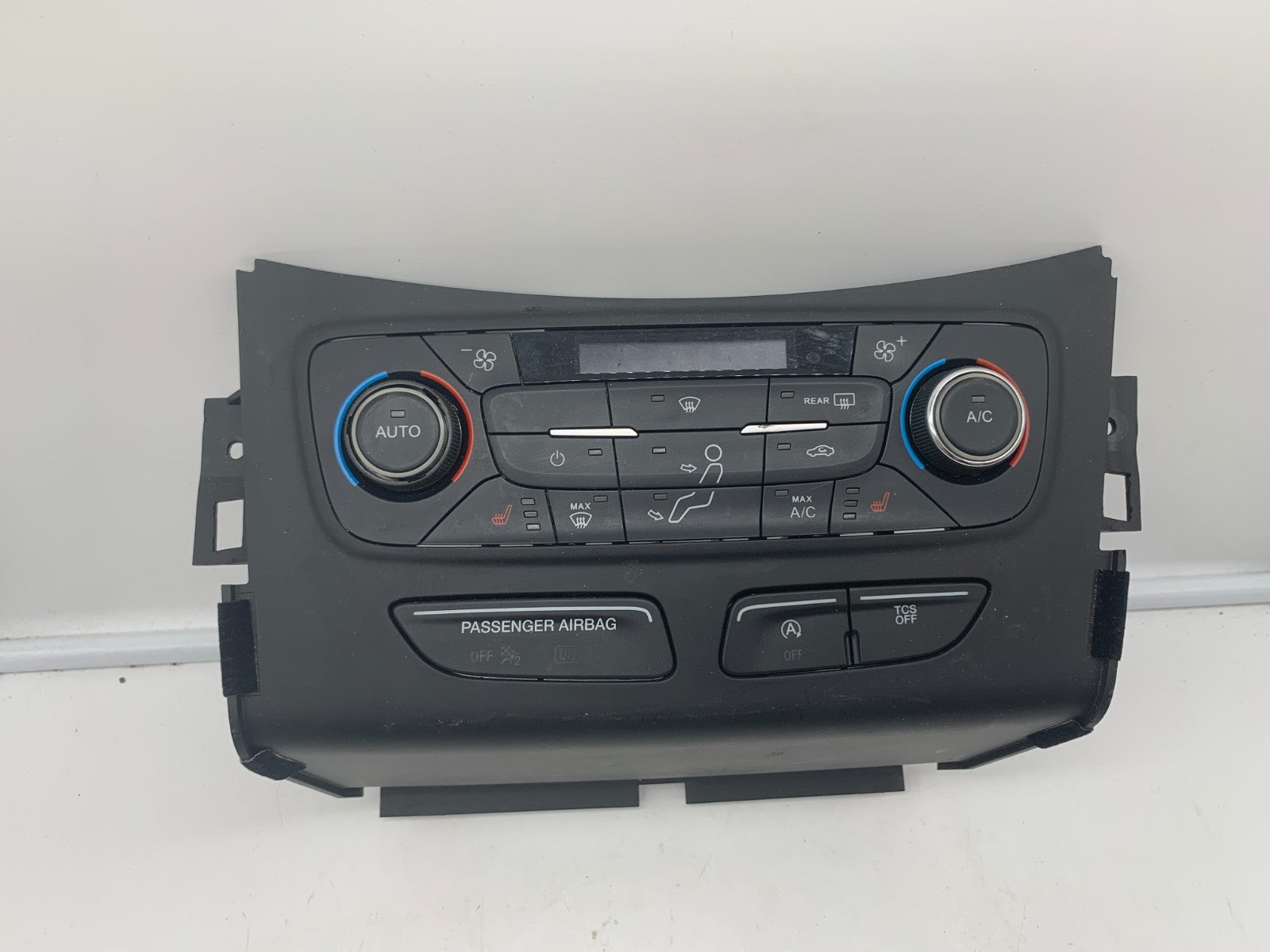 2017 Ford Escape AC Heater Climate Control Unit OEM A01B50040