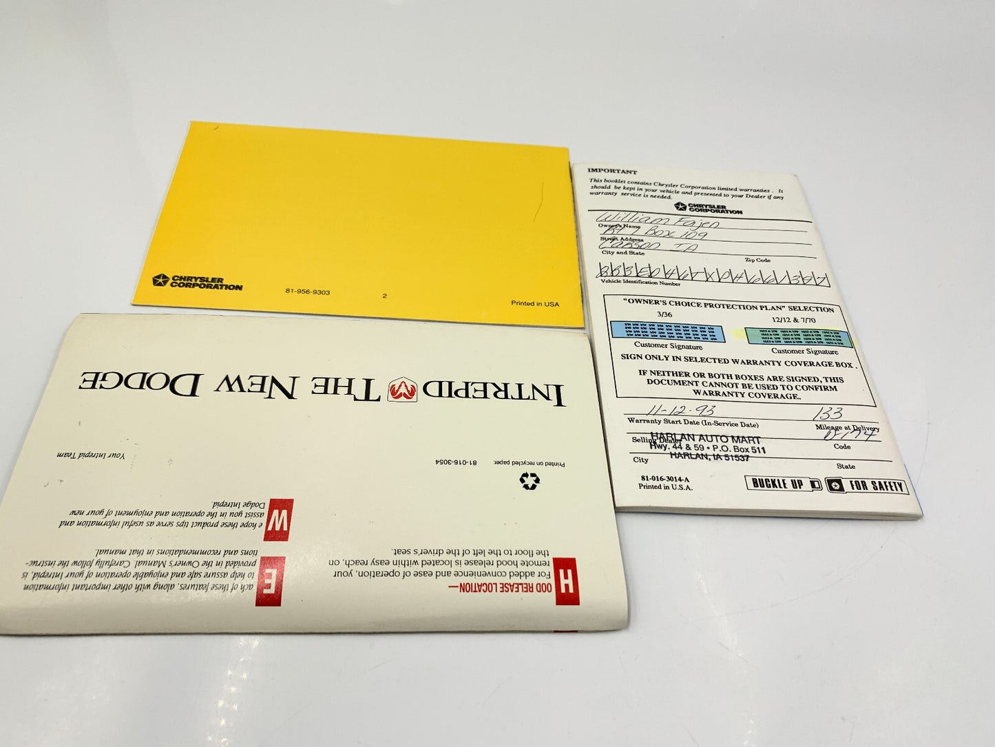 1993 Dodge Intrepid Owners Manual Set with Case OEM D04B37080