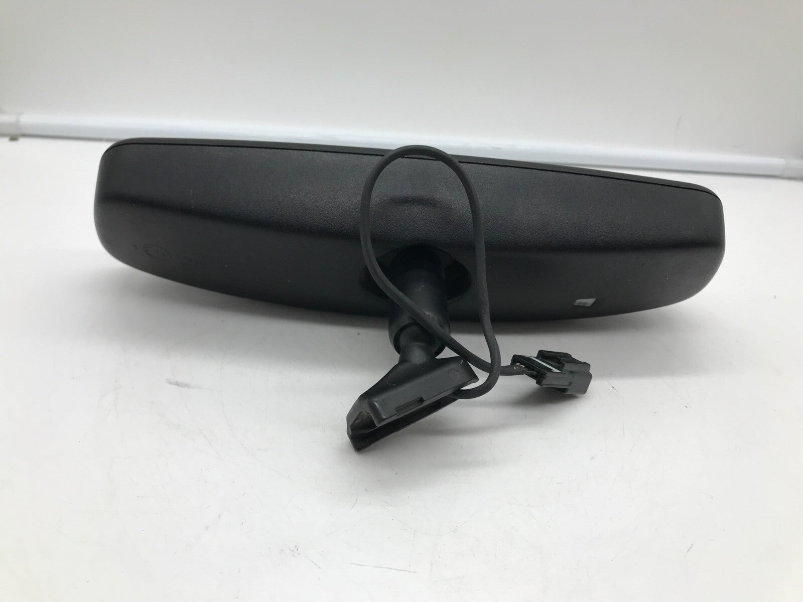 2010-2015 Kia Soul Interior Rear View Mirror OEM E02B65005