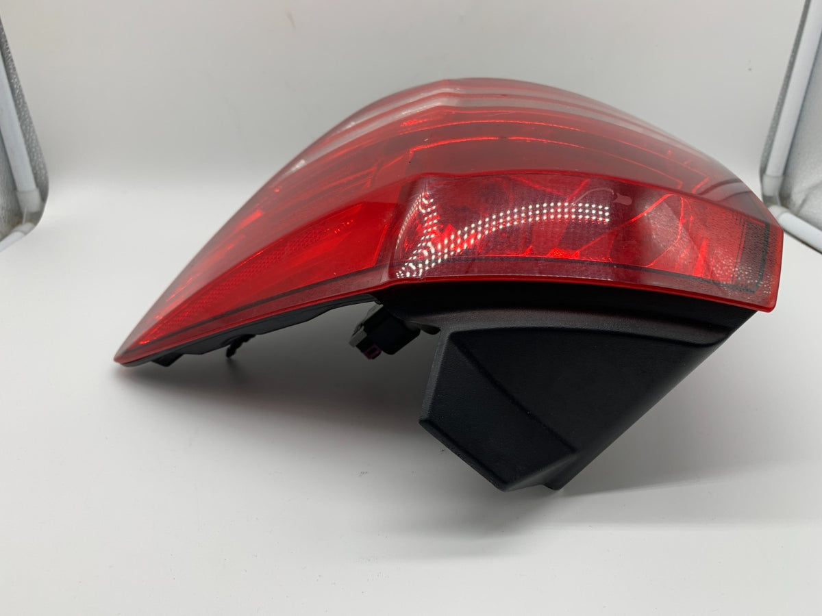 2009 Dodge Journey Passenger Side Tail Light Taillight OEM B02B09085