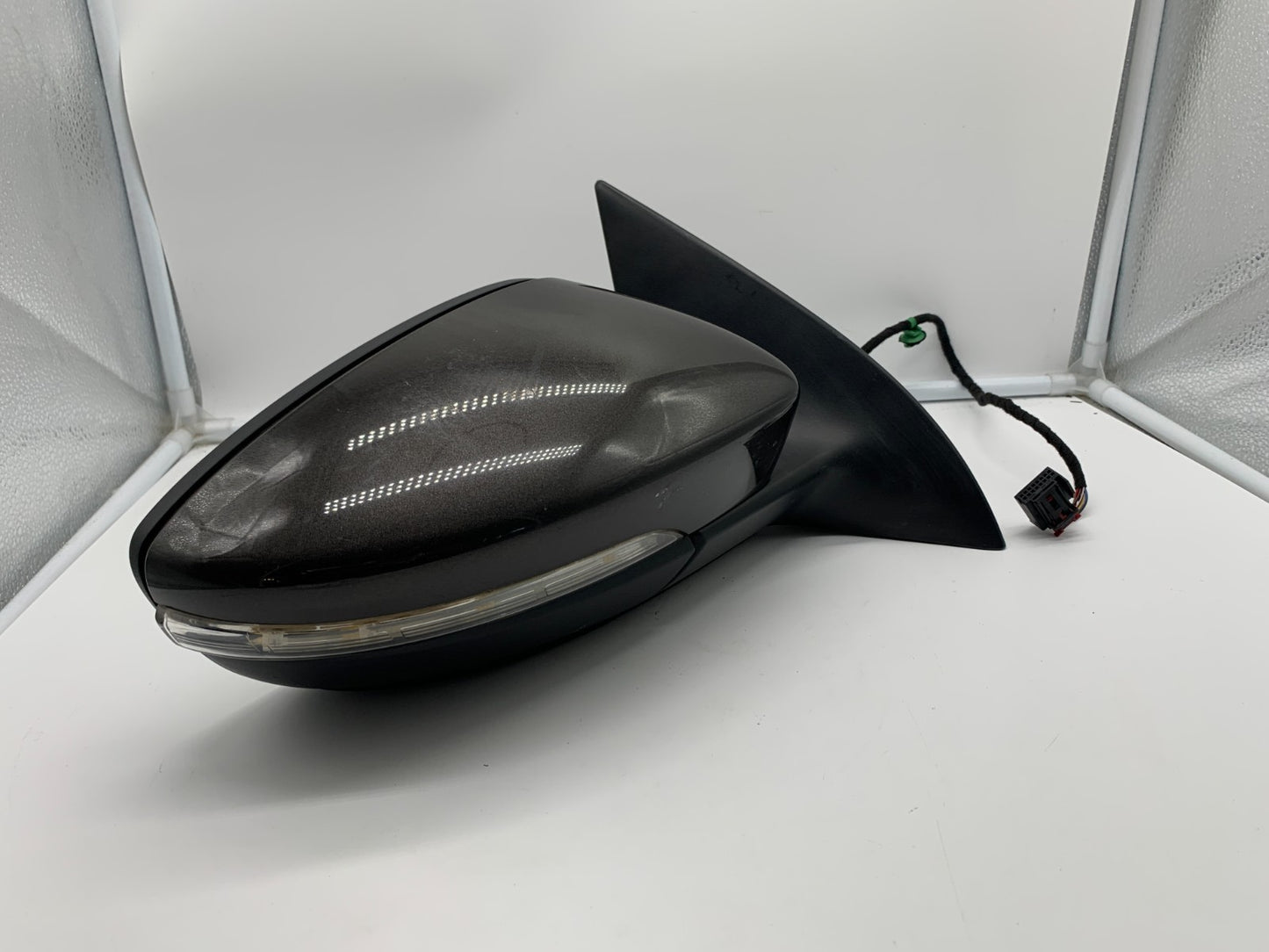 2013-2017 Volkswagen CC Passenger Side View Power Door Mirror Gray C01B39002