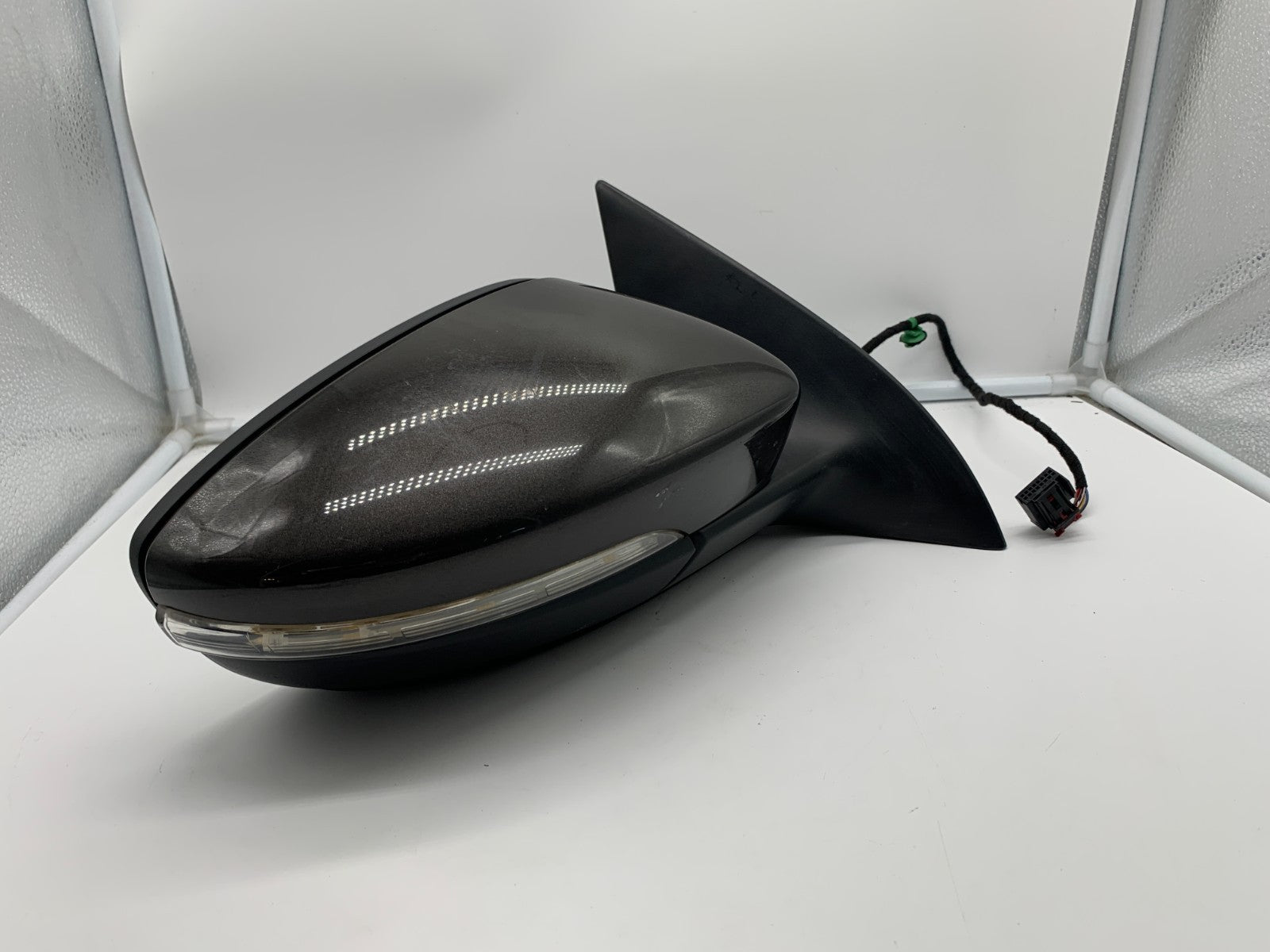 2013-2017 Volkswagen CC Passenger Side View Power Door Mirror Gray C01B39002