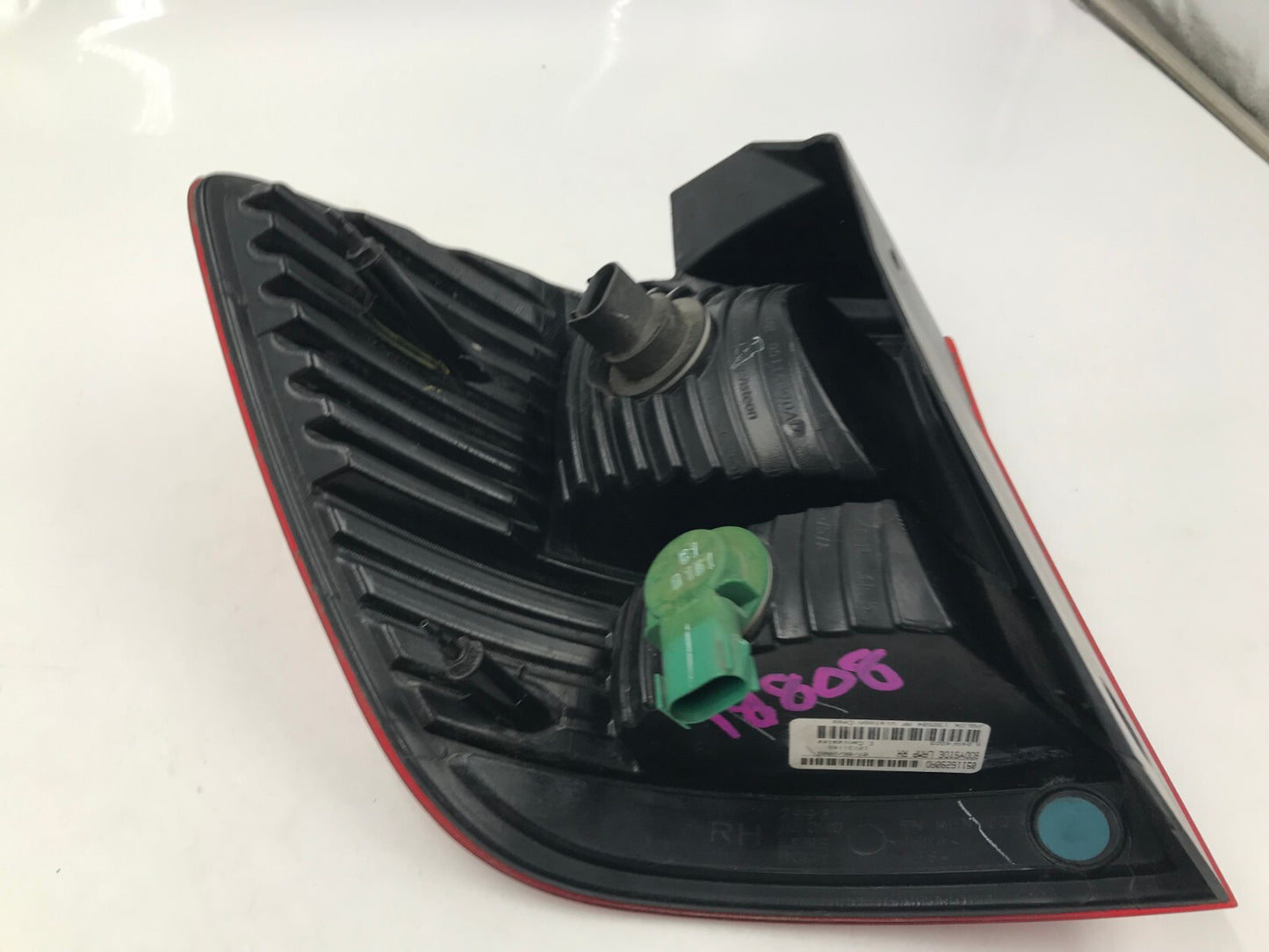 2009-2011 Dodge Journey Passenger Side Tail Light Taillight OEM A02B31019