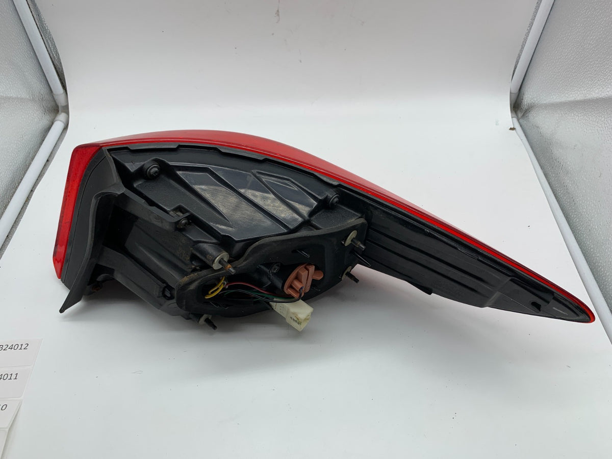 2015-2017 Hyundai Sonata Driver Side View Tail Light Taillight OEM D02B24007
