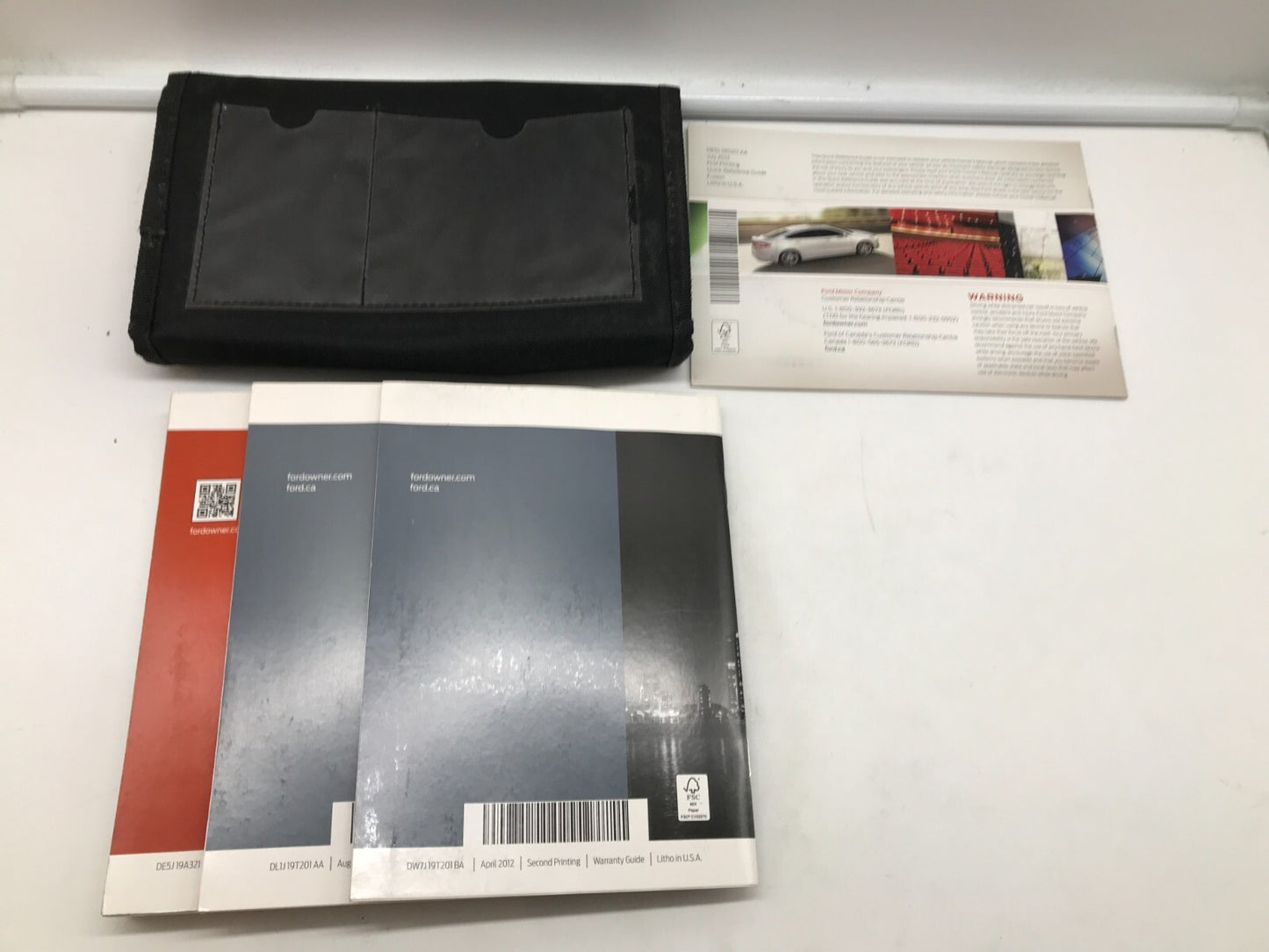 2008 Ford Edge Owners Manual Set with Case OEM C04B62002
