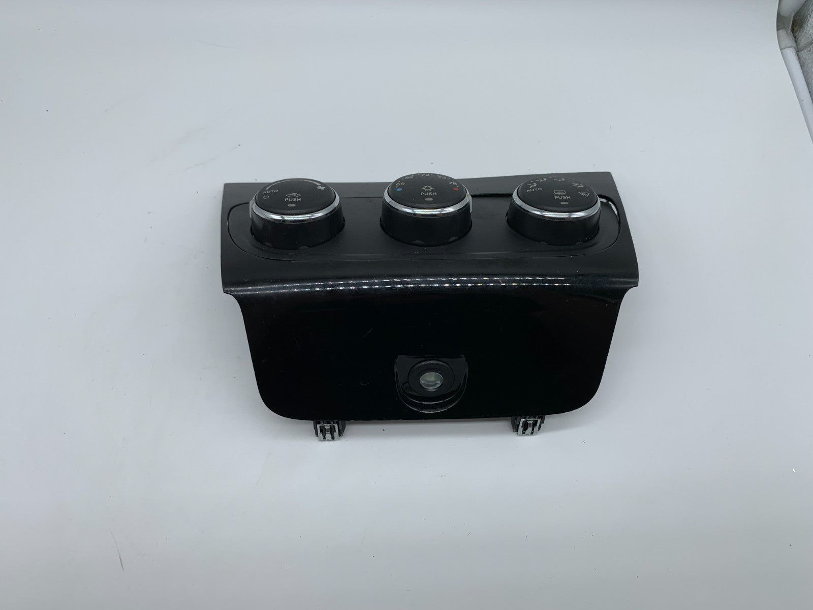 2011-2014 Chrysler 200 AC Heater Climate Control Unit OEM C03B01006