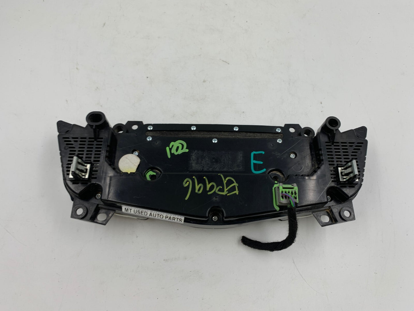2014-2016 Buick Lacrosse AC Heater Climate Control Unit OEM D02B69006