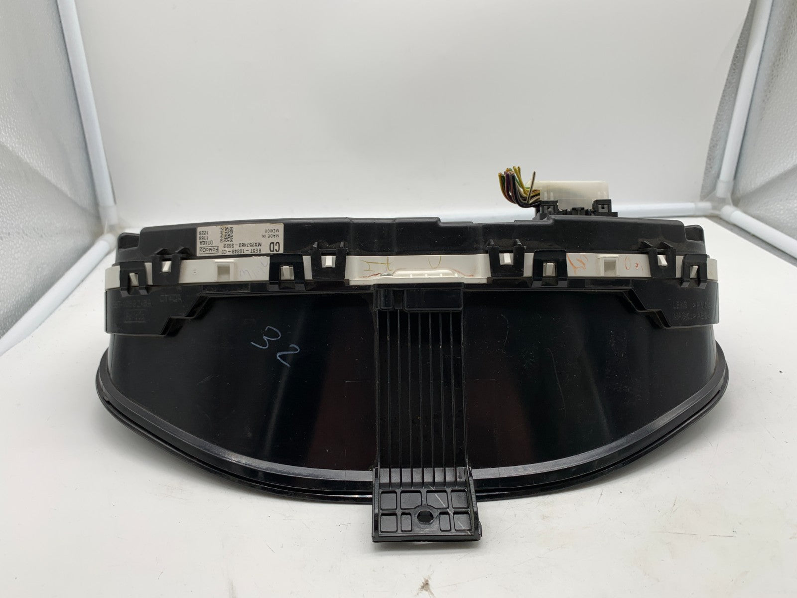 2011-2012 Ford Fusion Speedometer Instrument Cluster 65,280 Miles OEM A04B01001