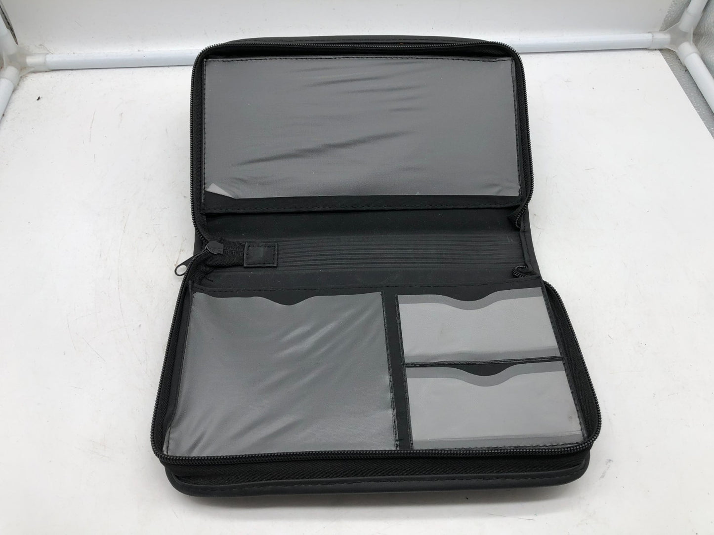 2007 Nissan Owners Manual Case Only OEM A02B42007