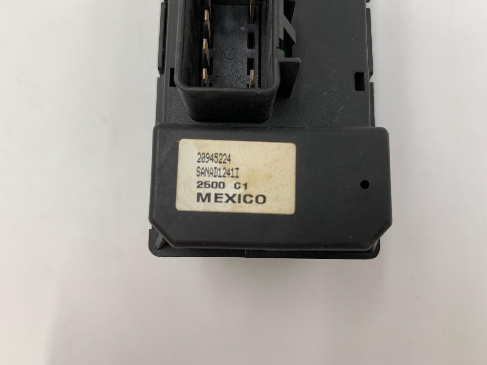 2007-2017 GMC Acadia Master Power Window Switch OEM D02B54019
