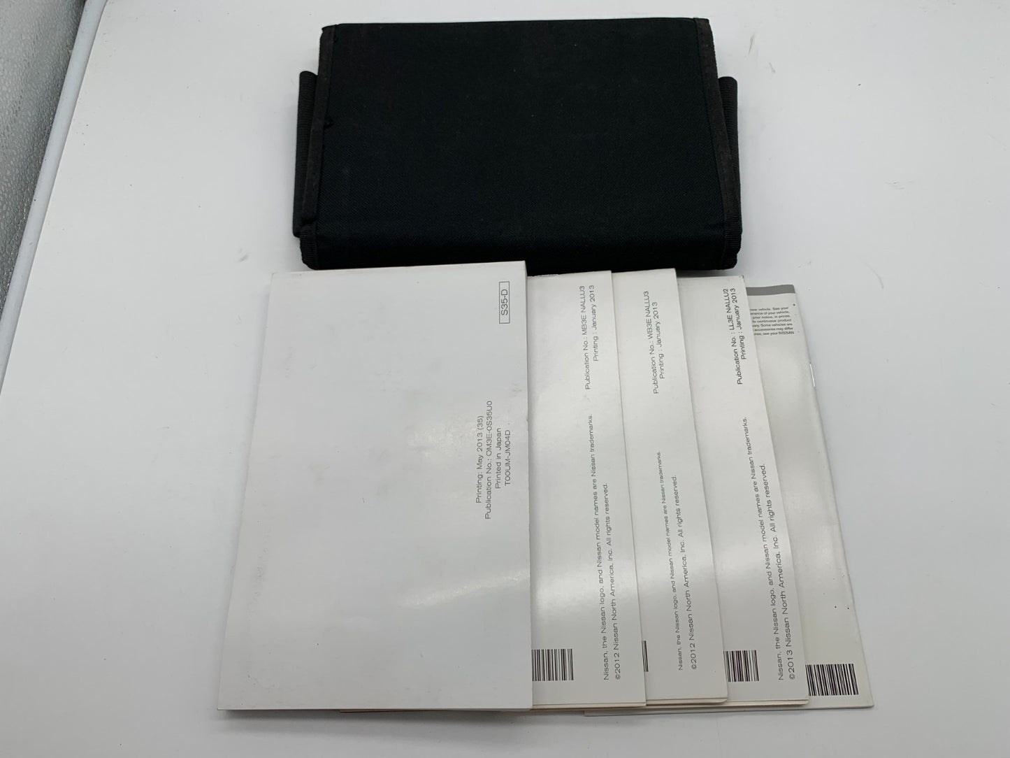 2013 Nissan Rogue Owners Manual Set with Case OEM B02B56001