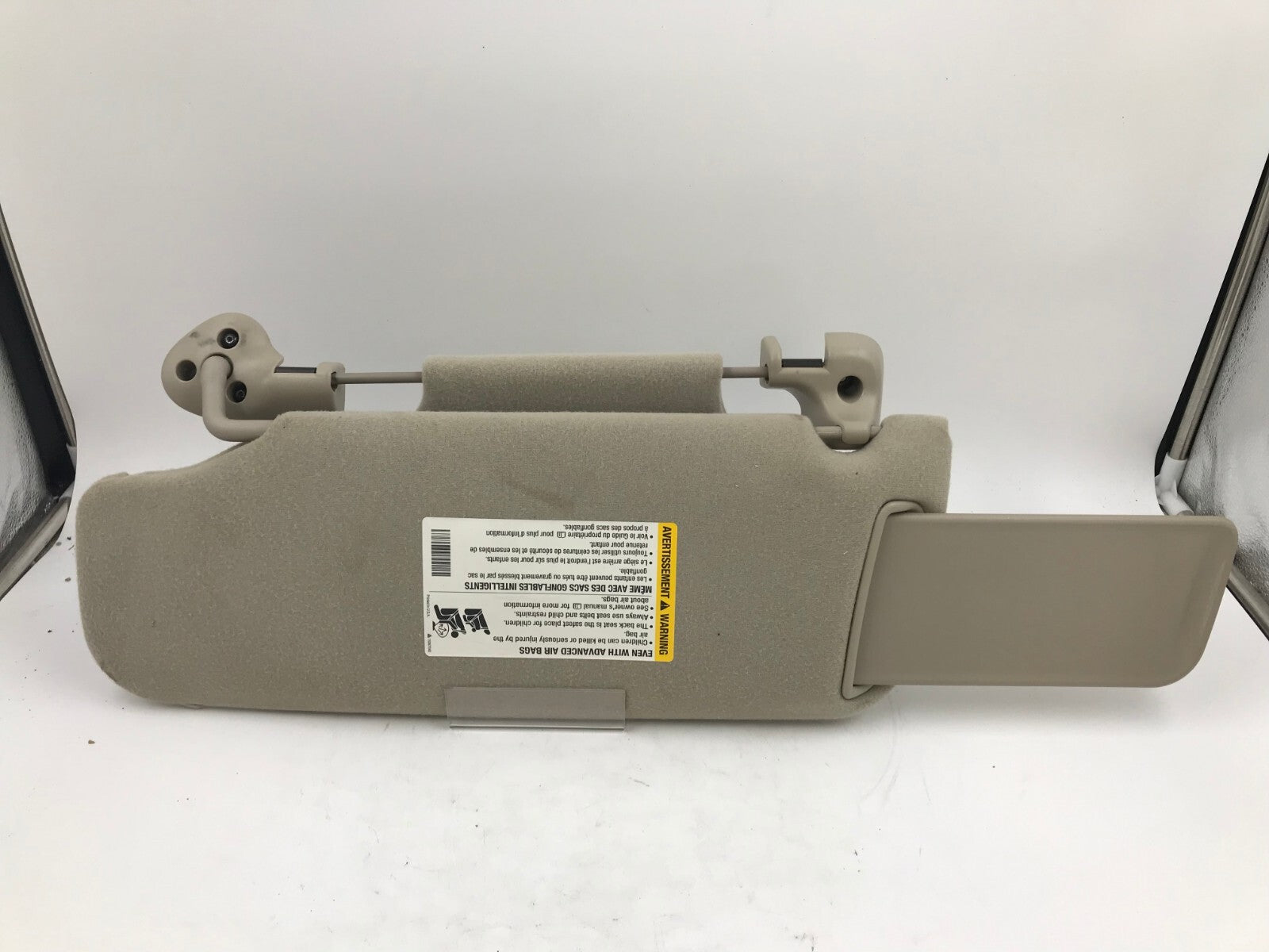 2000 Chevrolet Tahoe Passenger Sun Visor Gray Illuminated OEM B03B50053