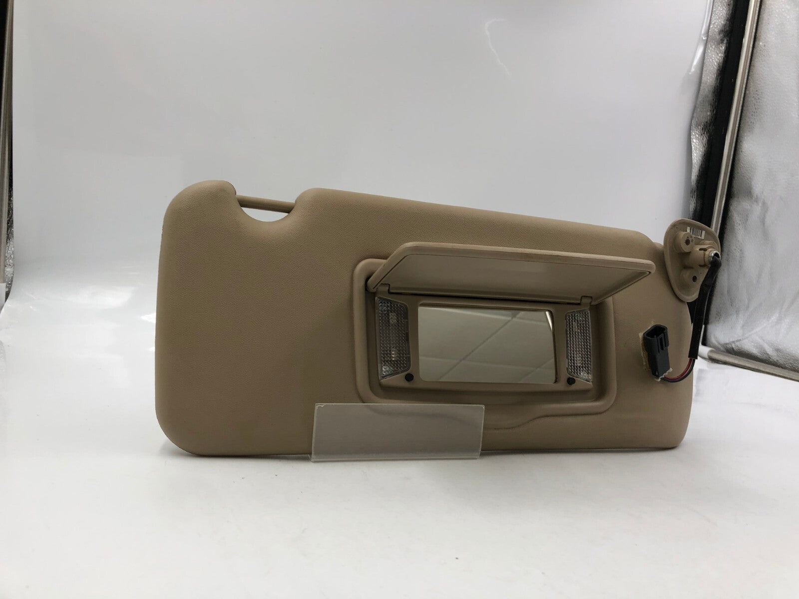 2003-2007 Cadillac CTS Passenger Sun Visor Gray Illuminated OEM A04B41034