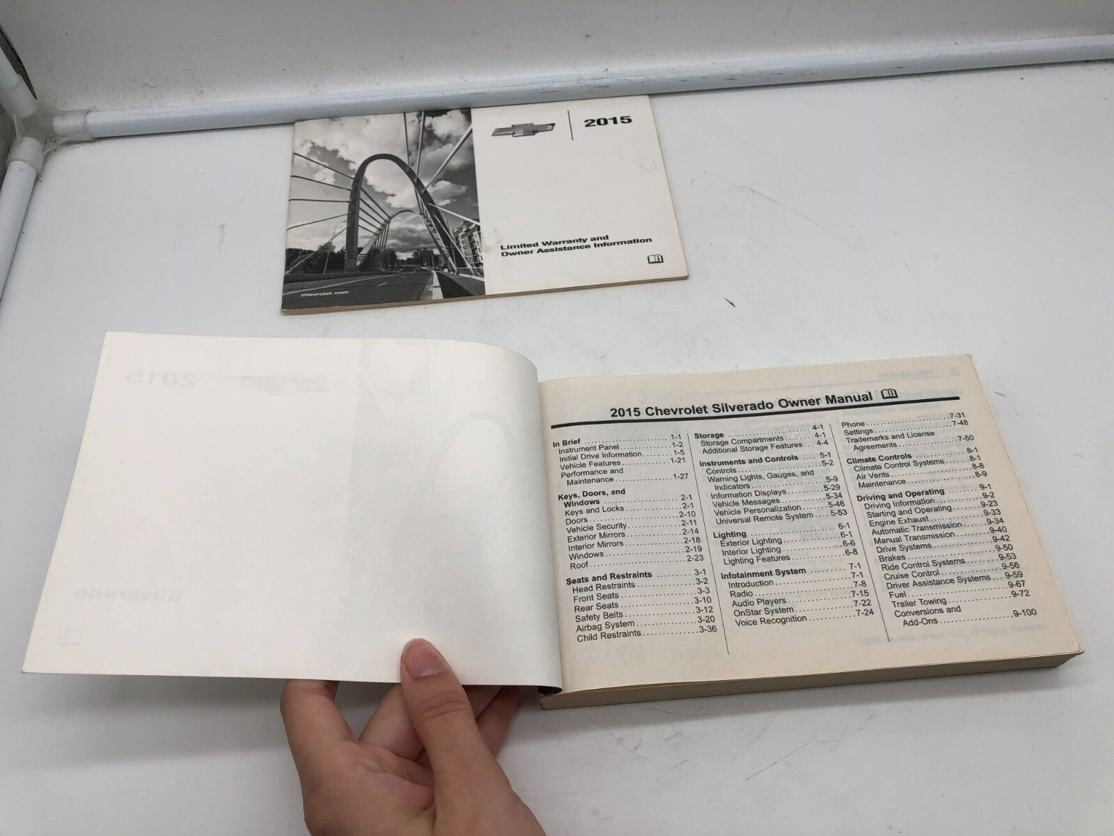 2015 Chevrolet Silverado 1500 Owners Manual Set OEM F01B46005