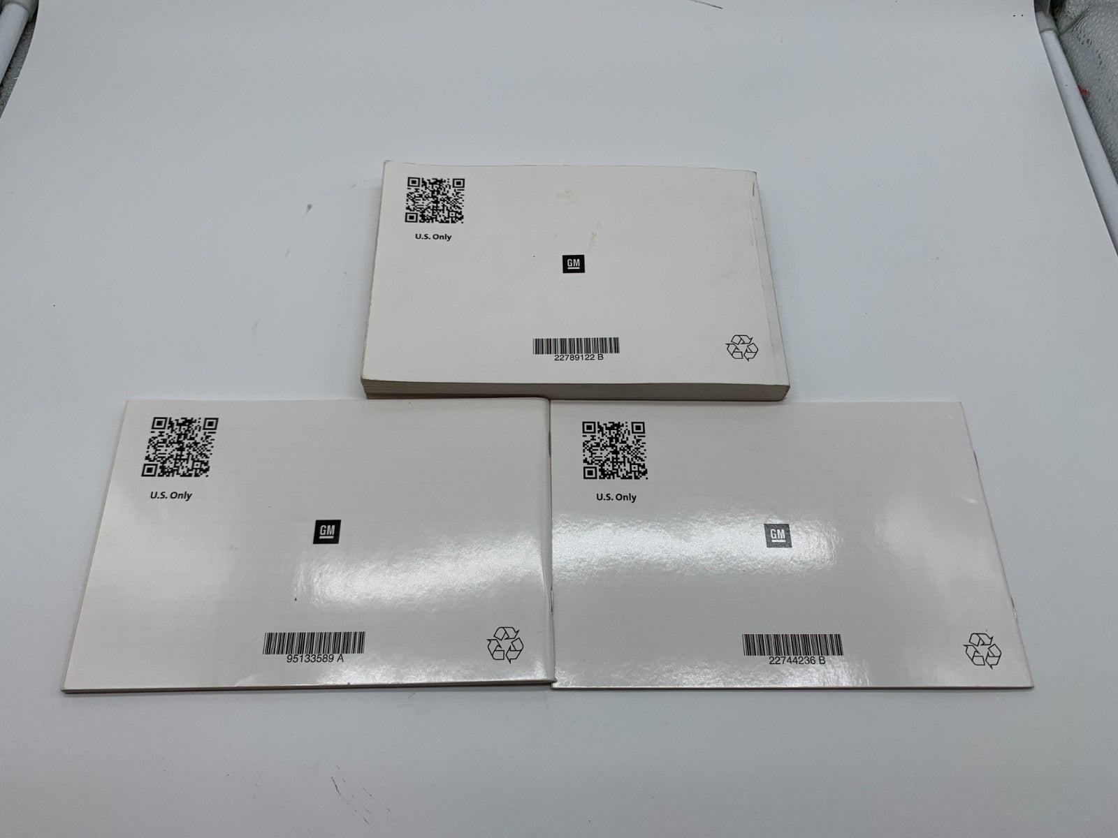 2013 Buick Encore Owners Manual Set OEM D02B64016