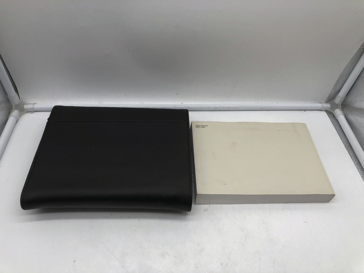 2017 Hyundai Tucson Owners Manual Set with Case OEM R01B20013