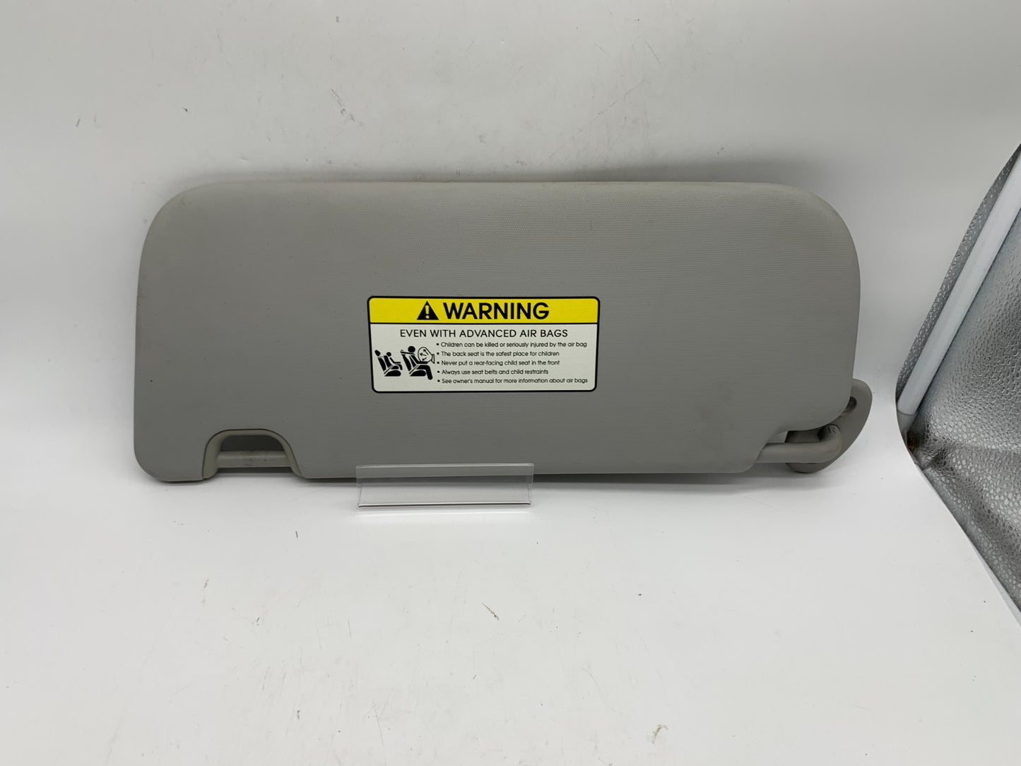 2014-2019 Kia Soul Passenger Sun Visor Illuminated Gray OEM A04B42007