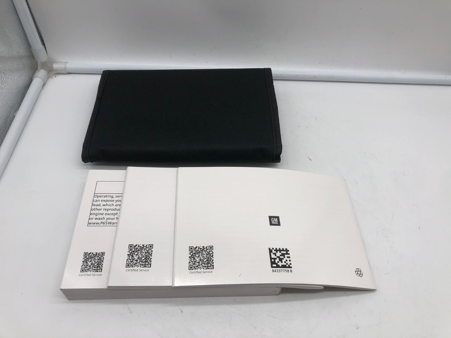 2020 Buick Encore GX Owners Manual Set with Case OEM A03B23040