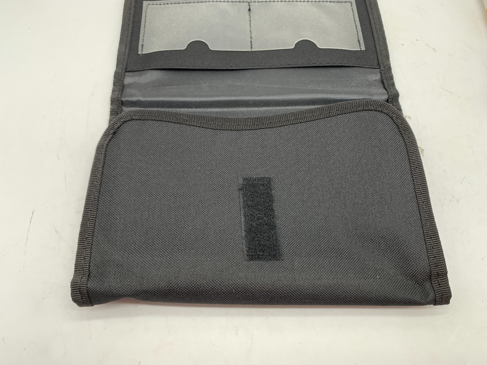 2018 Ford Fusion Owners Manual Set with Case OEM B03B35006