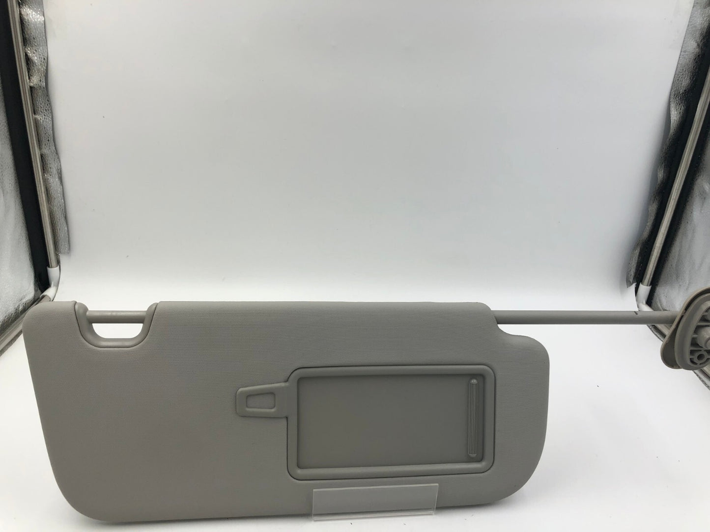 2014-2019 Kia Soul Passenger Sun Visor Gray Illuminated OEM C01B13031