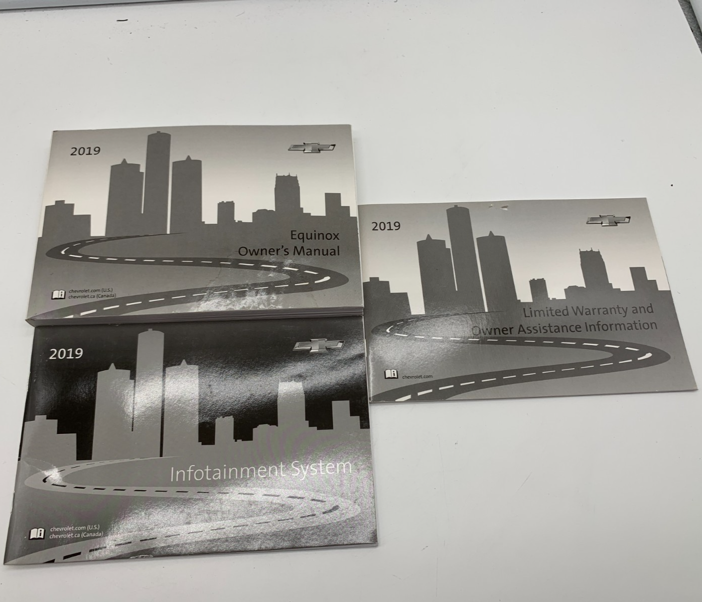 2019 Chevrolet Equinox Owners Manual Set OEM C01B19005