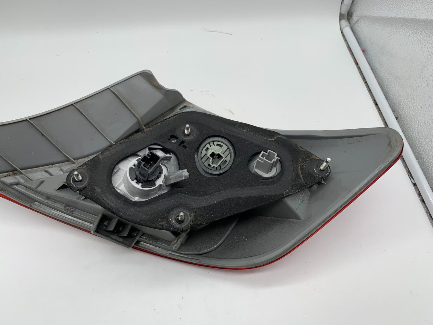 2012-2014 Toyota Camry Driver Side Tail Light Taillight OEM C02B34002