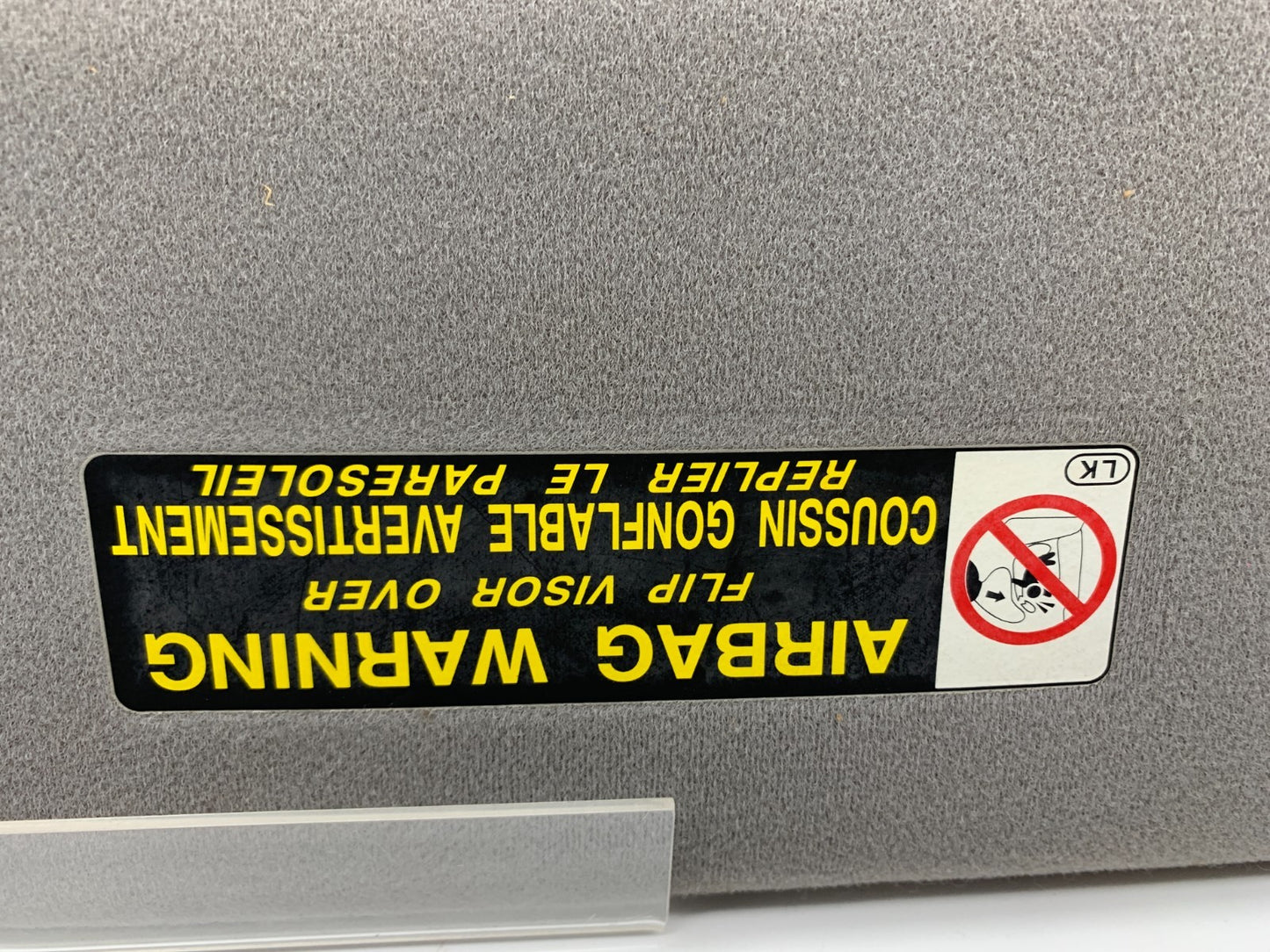 2004 Lexus ES330 Passenger Sun Visor Gray Illuminated OEM C02B28002