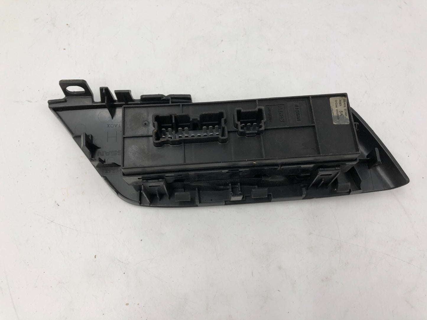 2013-2018 Nissan Altima Master Power Window Switch OEM A04B42036
