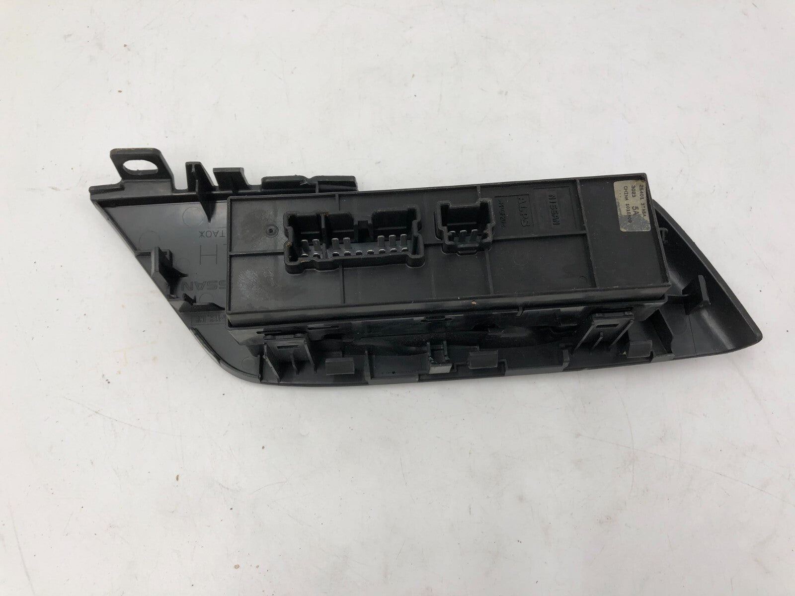 2013-2018 Nissan Altima Master Power Window Switch OEM A04B42036