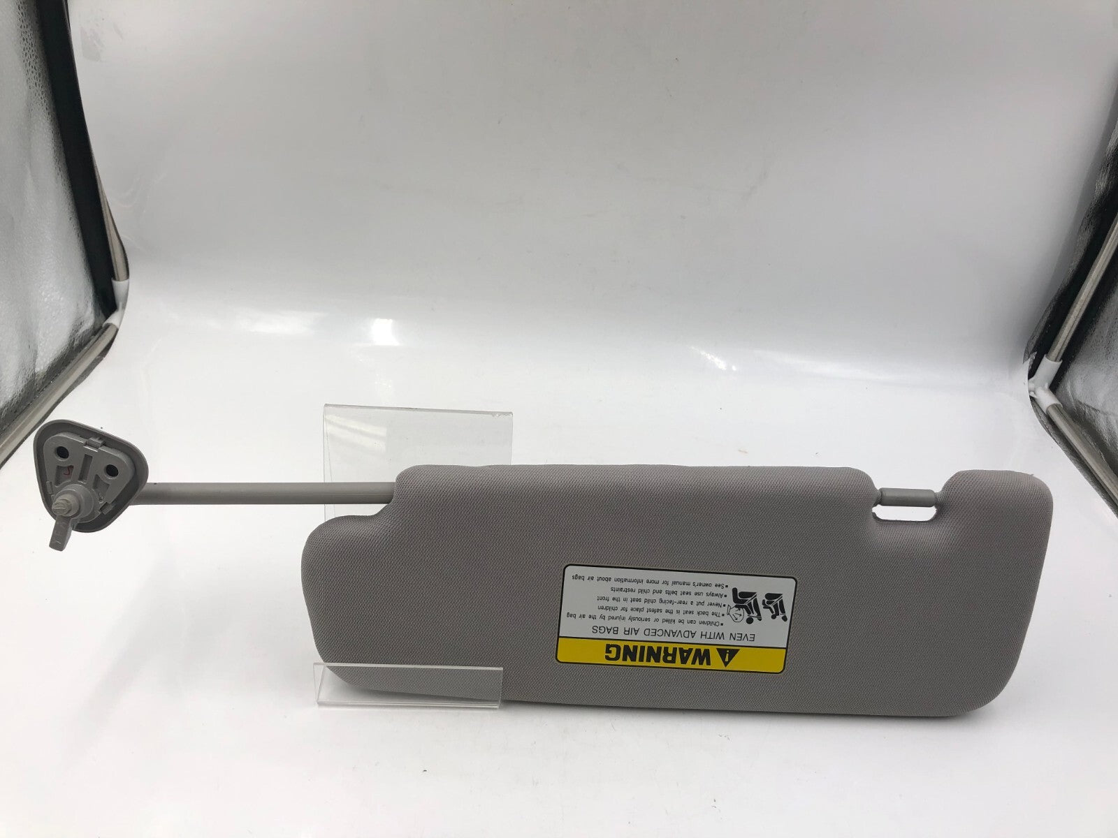 2011-2014 Hyundai Sonata Passenger Sun Visor Gray Illuminated OEM B01B05016