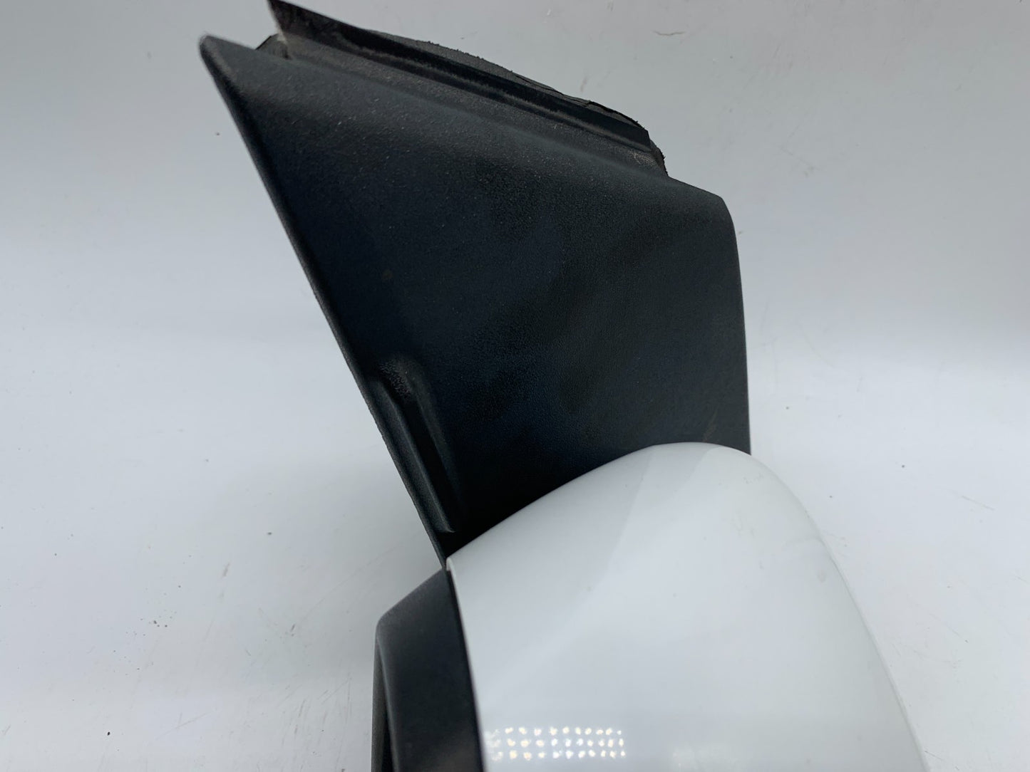 2017-2019 Ford Escape Passenger Side View Power Door Mirror White OEM C03B39001