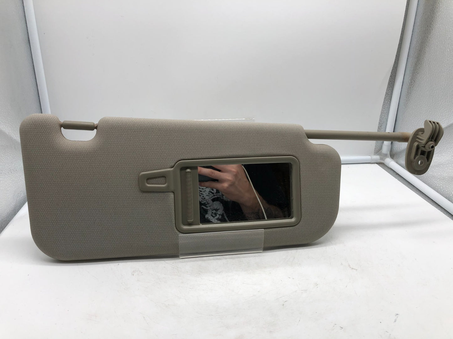 2012-2017 Kia Rio Passenger Sun Visor Beige OEM A02B12005