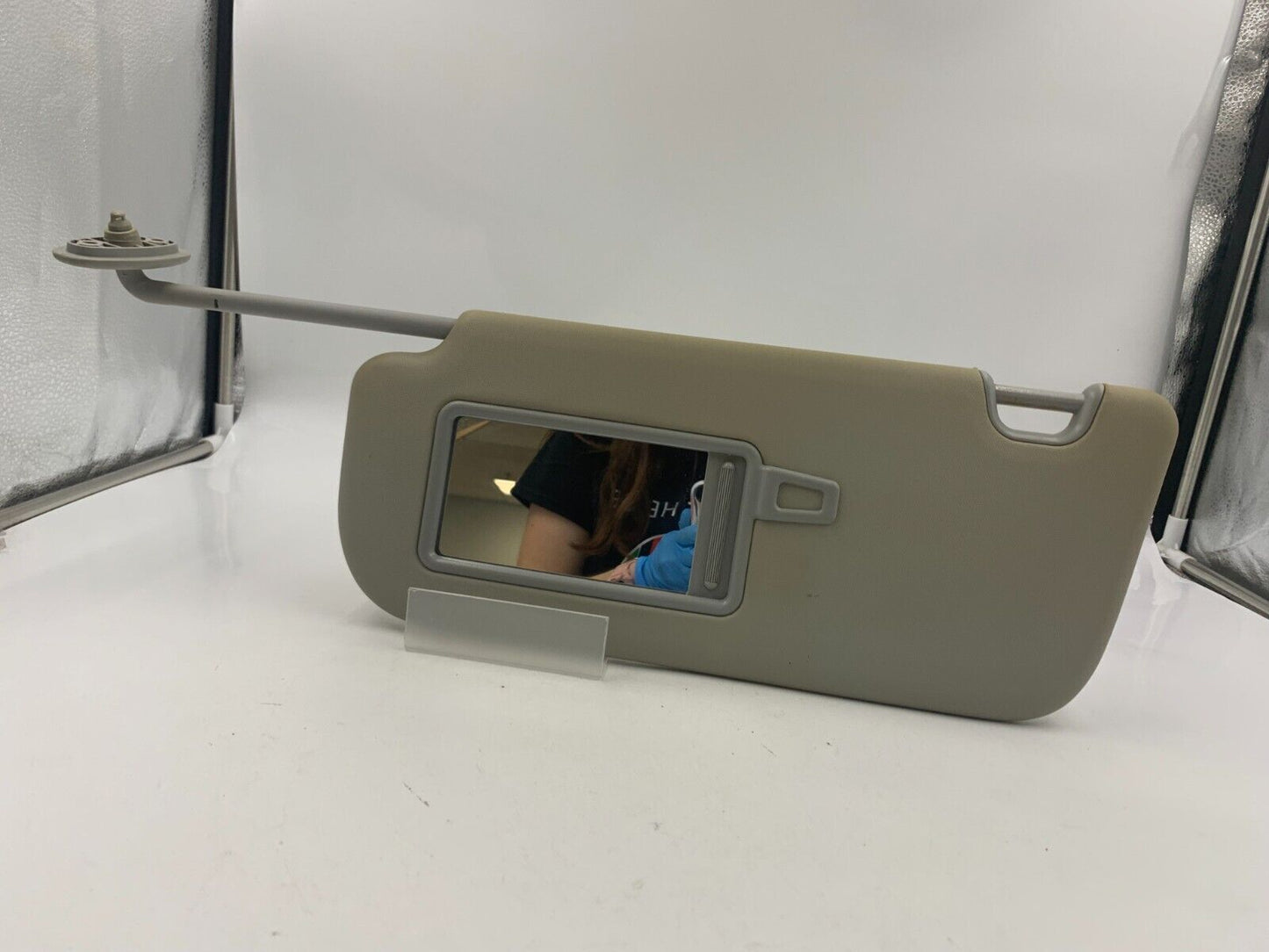 2014-2019 Kia Soul Driver Sun Visor Gray Illuminated OEM B03B52088