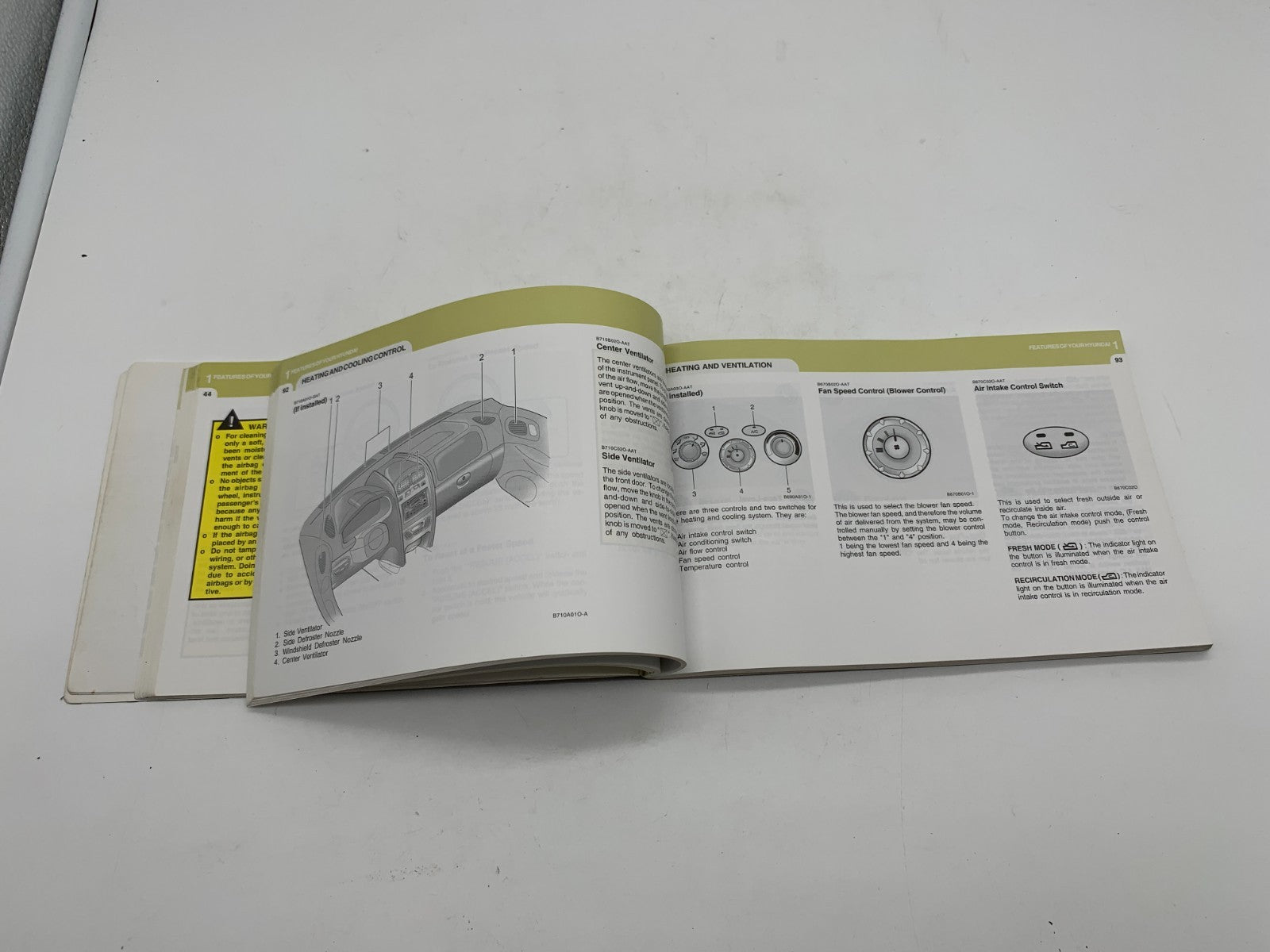 2005 Hyundai Santa Fe Owners Manual OEM E04B10052