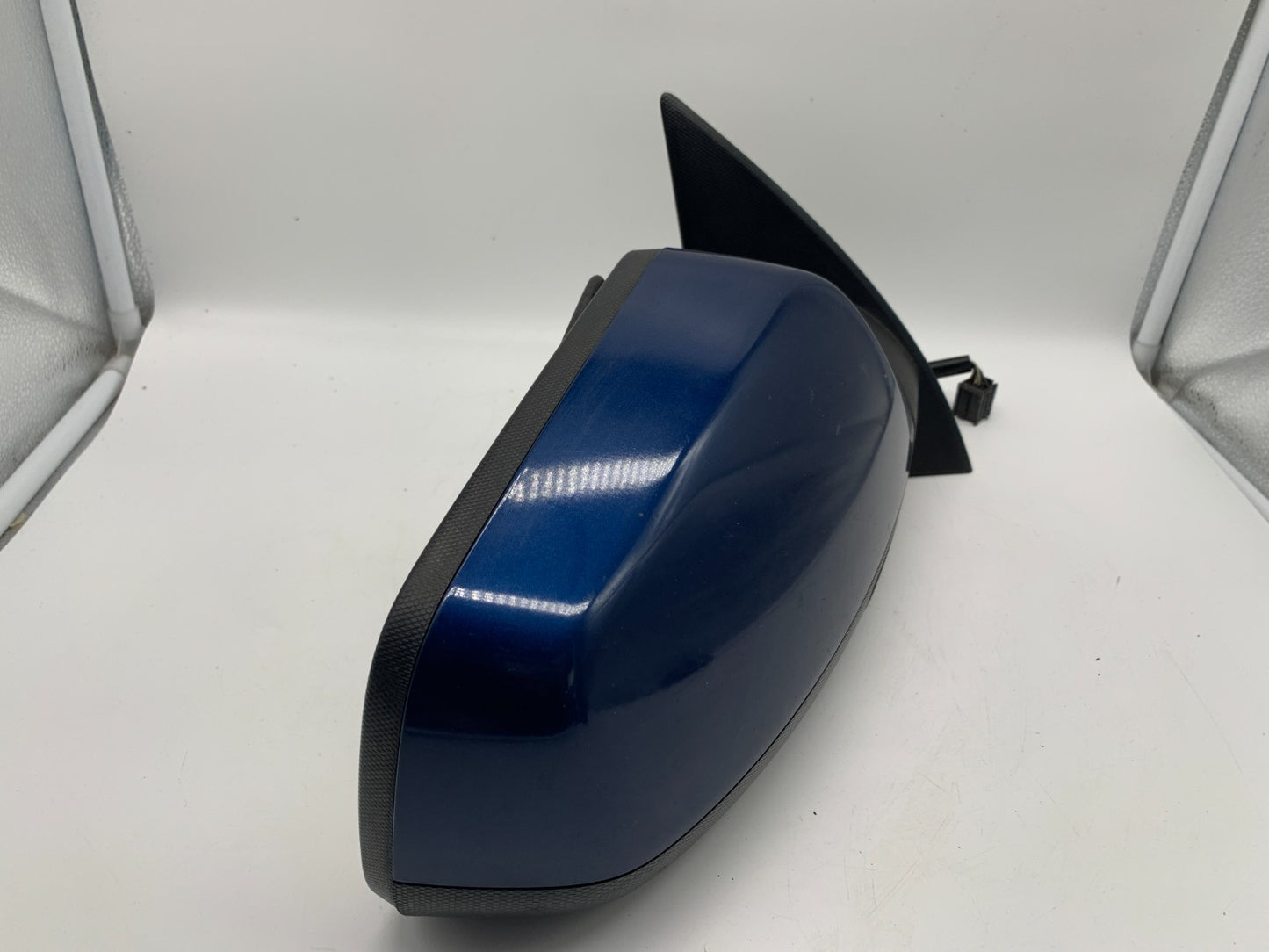 2010-2011 Chevrolet Equinox Passenger Side Power Door Mirror Blue OEM D03B64002