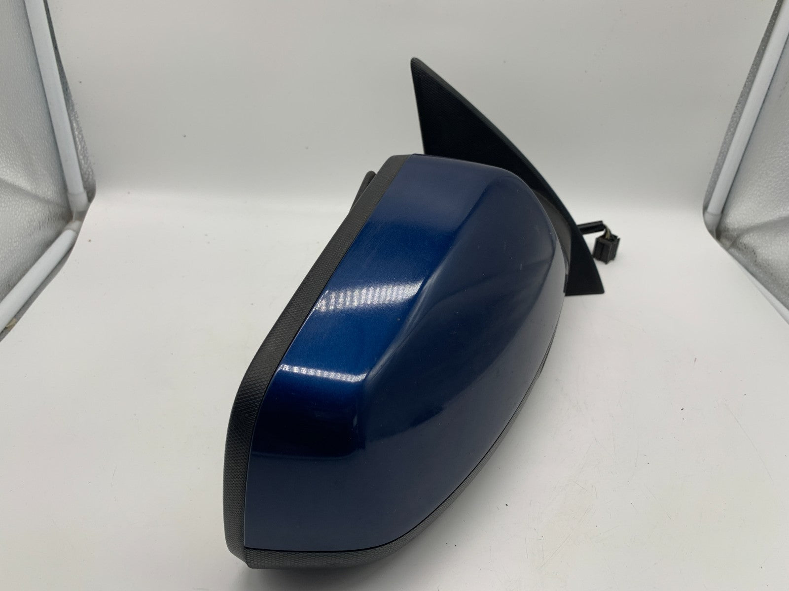 2010-2011 Chevrolet Equinox Passenger Side Power Door Mirror Blue OEM D03B64002