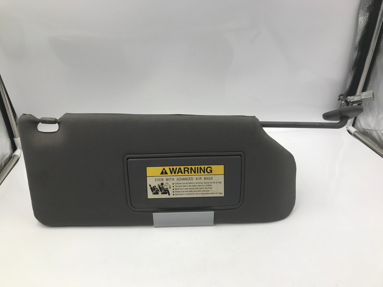 2006-2010 Honda Odyssey Passenger Sun Visor Gray Illuminated OEM A03B31035