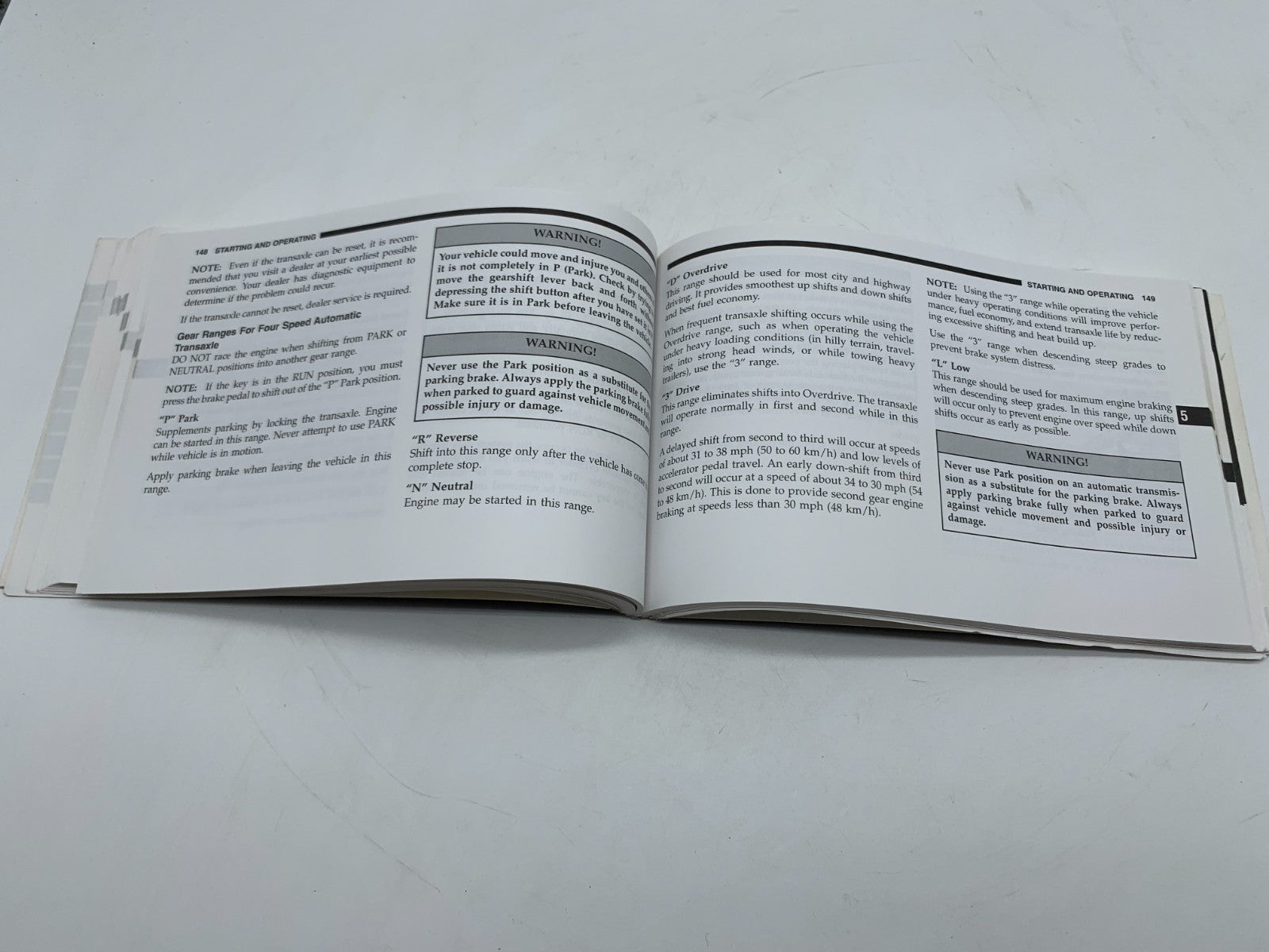2005 Dodge Stratus Sedan Owners Manual OEM C03B66004